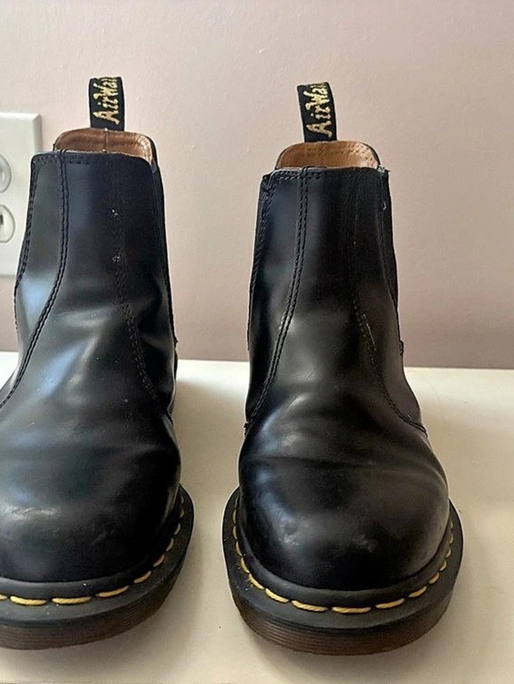 Dr. Martens 2976 Black Chelsea Ankle Boots US 5